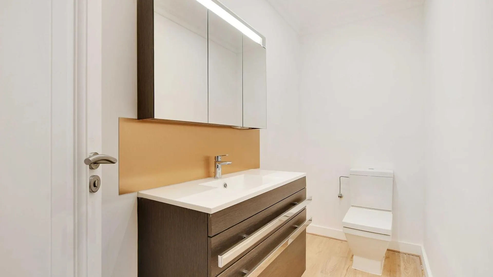Apartamento Chic Flat With Garden Terrace -4Br-12P - Trocadero París 0*,  Francia
